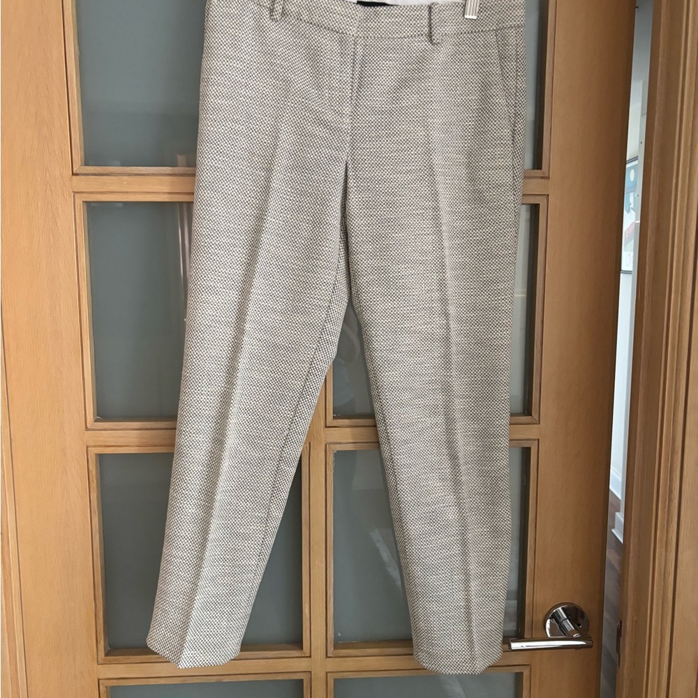 Ann Taylor Grey/White Ankle Length Pants
